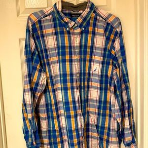 Blue plaid mens Nautica long sleeve shirt, size 2X. Great condition